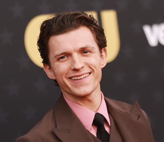 Homem-Aranha 4: Um Novo Dia pausa gravações após acidente de Tom Holland
