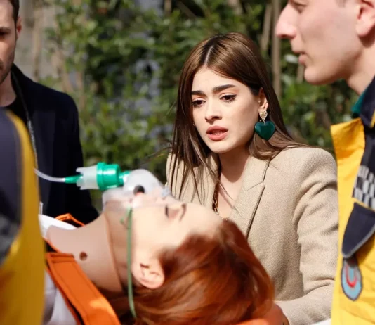 Resumo da novela Cruel Istambul de quinta (23/10) – Cemre enfrenta perigos e Ceren desmorona sob o peso da culpa