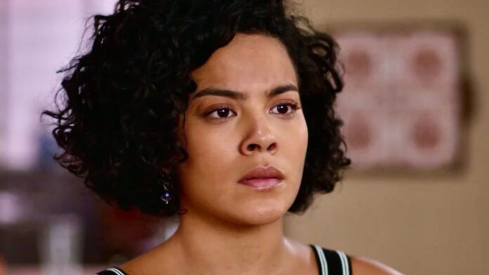 Fátima em perigo em fábrica abandonada