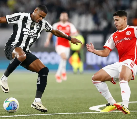 Internacional x Botafogo: Onde assistir a Série A do Campeonato Brasileiro ao vivo neste sábado (04/10)