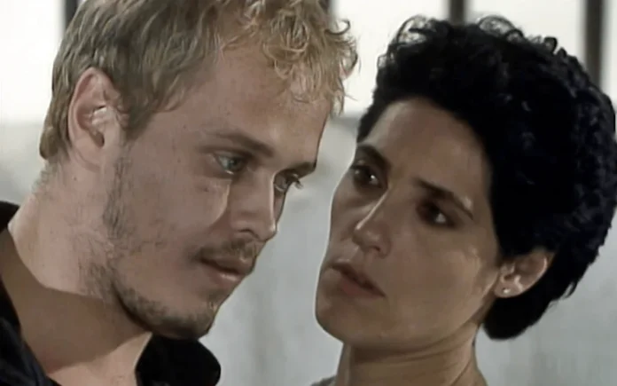 Resumo da novela A Viagem de hoje (27) – Dinah tenta impedir a vingança de Alexandre