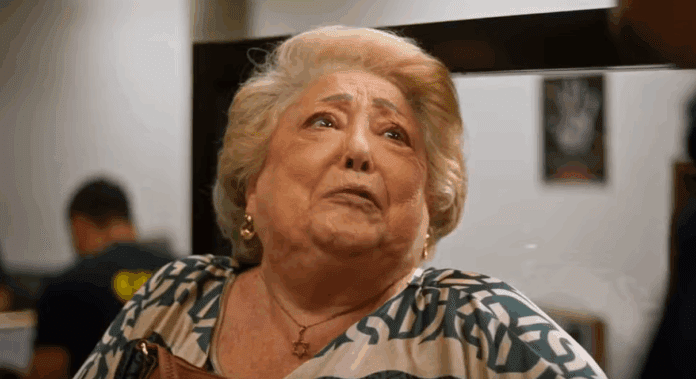 Resumo da novela Dona de Mim de quinta (0210) – Marlon prende Ronaldo e Jaques consegue interditar Rosa