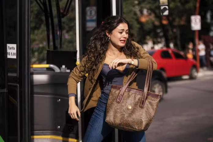 Resumo da novela Três Graças de hoje (30) – Gerluce descobre fraude na Fundação e Josefa sofre acidente