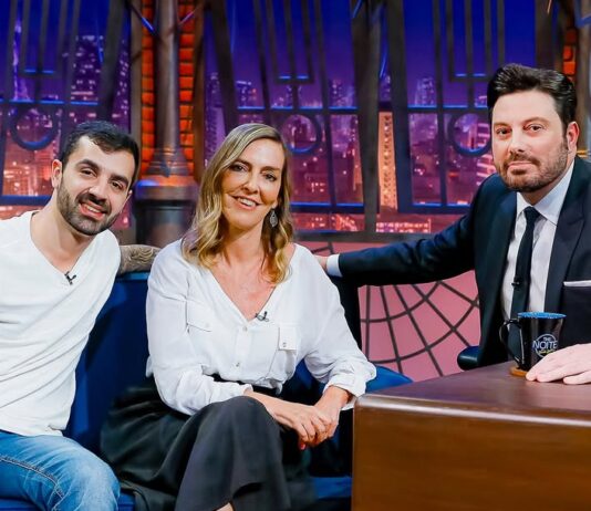 The Noite com Danilo Gentili de quarta (01/10) recebe a doutora Tatiana Sampaio e o paciente Bruno Drummond