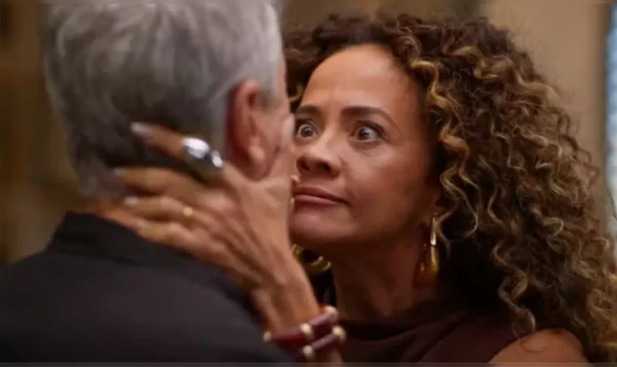 Tânia e Jaques assinam o divórcio