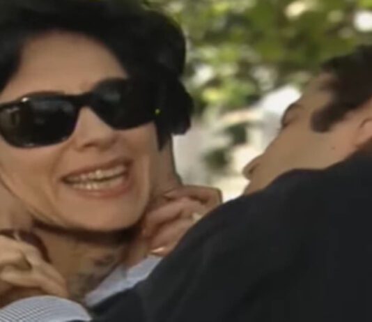 Resumo da novela A Viagem de hoje (9) – Tato agride Diná sob influência de Alexandre