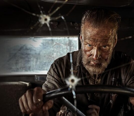 SISU: Estrada da Vingança chega ao streaming e transforma luto em fúria em sequência ainda mais brutal