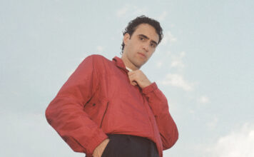 Zeca Veloso escolhe o Queremos! Festival 2026 para lançar ao vivo a turnê “Boas Novas” e inaugurar uma nova fase artística