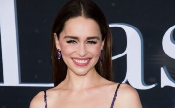 Emilia Clarke descarta retorno à fantasia e diz que Game of Thrones marcou o fim de um ciclo em sua carreira
