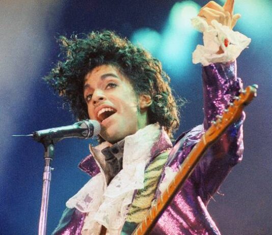 Streams de Prince disparam no Spotify após final de Stranger Things e provam o poder duradouro da música dos anos 80
