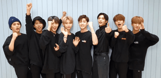Stray Kids leva a turnê DominATE para os cinemas em documentário-concerto inédito