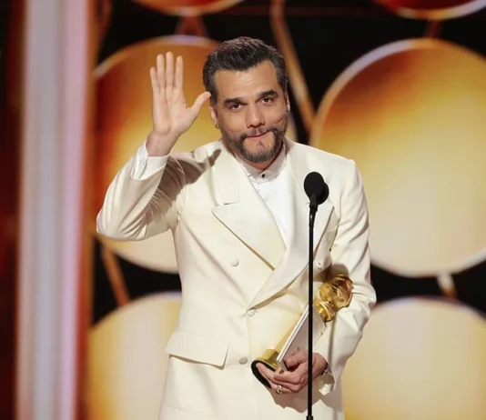 Wagner Moura faz discurso histórico no Globo de Ouro 2026 e celebra o Brasil ao vencer Melhor Ator por O Agente Secreto