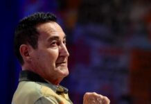 The Noite com Danilo Gentili desta terça (24) recebe Seu Lupa no “Roda Solta” e destaca Purple Rain no “Show do Burrão”