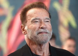 Arnold Schwarzenegger esculpe corpo de bárbaro para Conan 2 e retorna à ação épica