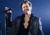 Harry Styles estreia nova turnê com show transmitido ao vivo pela Netflix direto de Manchester