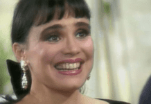 Resumo da novela Rainha da Sucata de sexta (27/3) – Casamento de Maneco e Nicinha marca início de perseguições