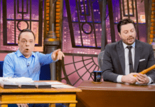 The Noite com Danilo Gentili (07) recebe Thiago Gardinali, que relembra coberturas internacionais e trajetória no jornalismo policial