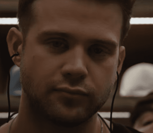 O Afinador | Thriller com Leo Woodall e Dustin Hoffman ganha trailer e cartaz e estreia em junho no Brasil