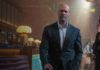 Código: Vingança ganha cartaz intenso com Jason Statham em meio ao caos no mar