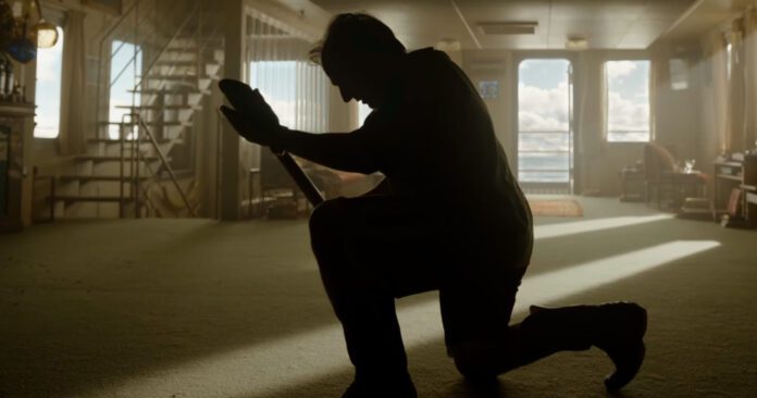 Digger Warner revela prévia inédita com Tom Cruise irreconhecível em comédia sombria