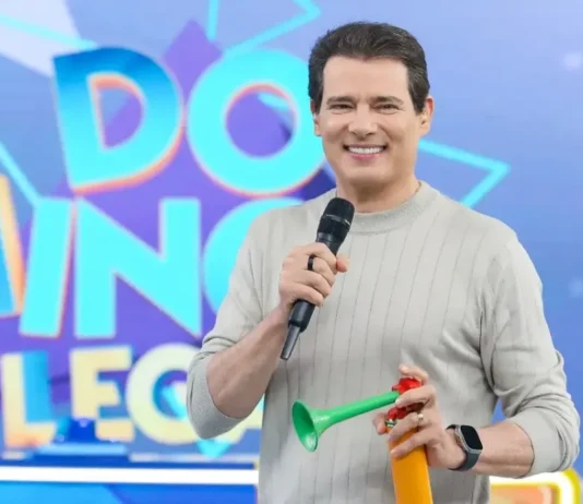 Domingo Legal (12) traz Banheira, Passa ou Repassa, Tô Liso, Dia de Sorte e Comprar é Bom, Levar é Melhor com Gabi Prado, Mari Menezes e Taty Girl