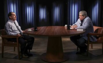 Jorge Kajuru revela bastidores da política e da TV em entrevista a Datena no Na Mesa desta terça (07)