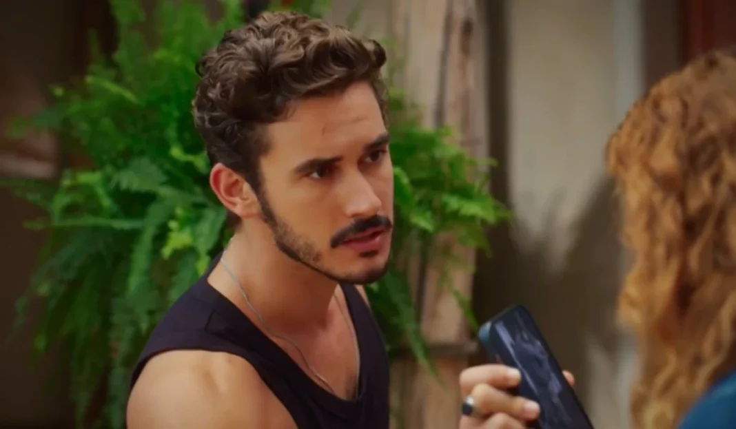 Resumo da novela Coração Acelerado de quinta João Raul tem crise de ciúmes ao ver Agrado com Leandro