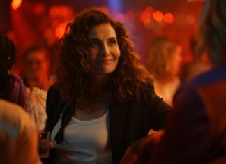 Supercine (18) exibe Um Sentimento Chamado Amor, comédia romântica sobre relações fora dos padrões