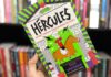 Resenha – “Hércules 2: Um herói (quase) comum em missão no Olimpo” atualiza a mitologia para o público infantil com humor leve