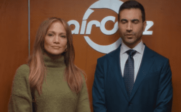 Paixão de Escritório | Jennifer Lopez e Brett Goldstein vivem romance no trailer da nova comédia da Netflix