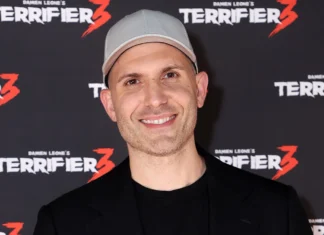Damien Leone confirma novo terror com Sam Raimi após Terrifier 4 e projeto da Lionsgate entra em desenvolvimento