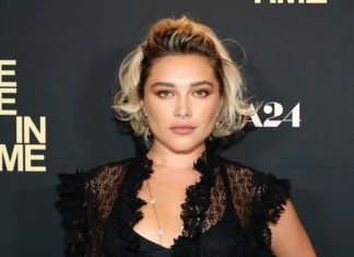 Paramount negocia adaptação milionária de A Biblioteca da Meia-Noite com Florence Pugh e leva aos cinemas um dos livros mais comentados dos últimos anos