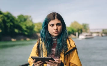 Sob as Águas do Sena 2 | Netflix inicia filmagens da sequência com tubarão no rio parisiense