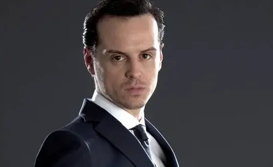 Moriarty vai virar série e leva o maior inimigo de Sherlock Holmes ao centro da história como protagonista de um novo olhar sobre o crime