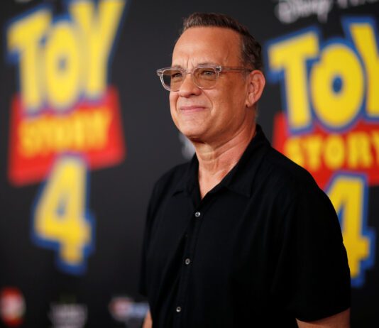 Toy Story 5 vai abordar o impacto da tecnologia nas crianças, e Tom Hanks destaca uma das cenas mais emocionantes da franquia