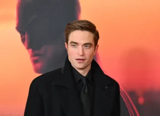 Robert Pattinson revela preparação intensa para retorno como Batman e explica críticas sobre seu físico no primeiro filme