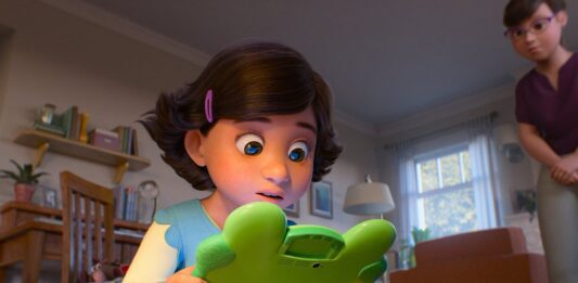 Toy Story 5 mantém liderança nas bilheterias mundiais, supera US$ 585 milhões e confirma o retorno da Pixar ao topo do cinema