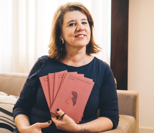 Ana Castro leva Contos de uma Mulher Qualquer à Flip após repercussão nacional e reconhecimento de Ignácio de Loyola Brandão