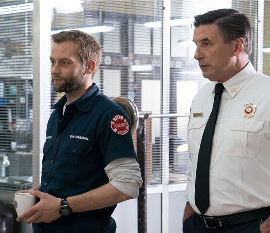 No Cine Maior de hoje (12), Record exibe Cortina de Fogo 2, sequência do clássico de ação estrelado por William Baldwin
