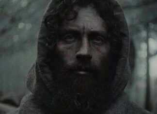 Primeiro pôster de Lobis-Homem mostra Aaron Taylor-Johnson em transformação no novo terror de Robert Eggers